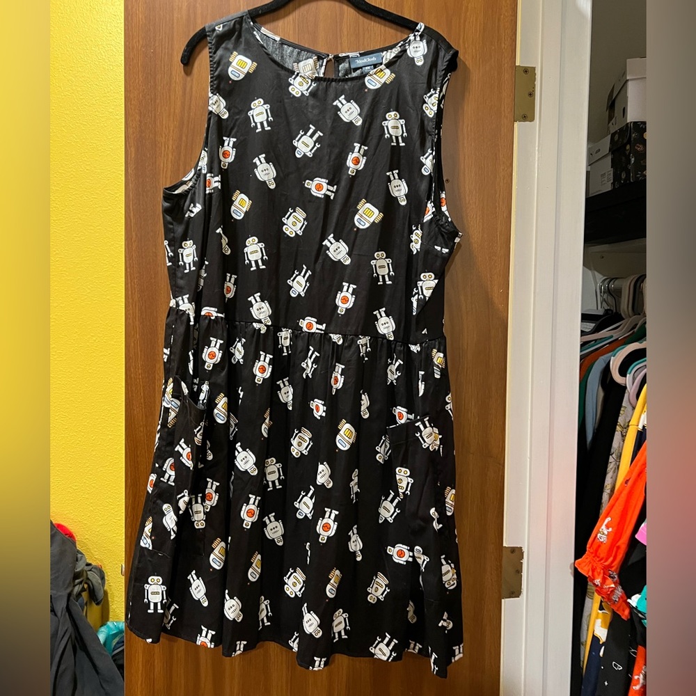 ModCloth Black Sleeveless Robot Dress, size 2X, NWOT